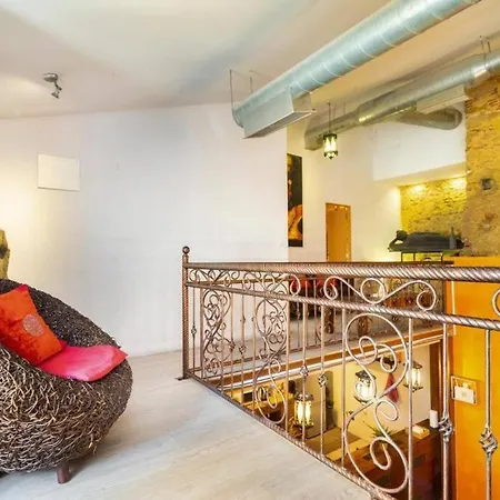 아파트 Kuta Loft Alfama