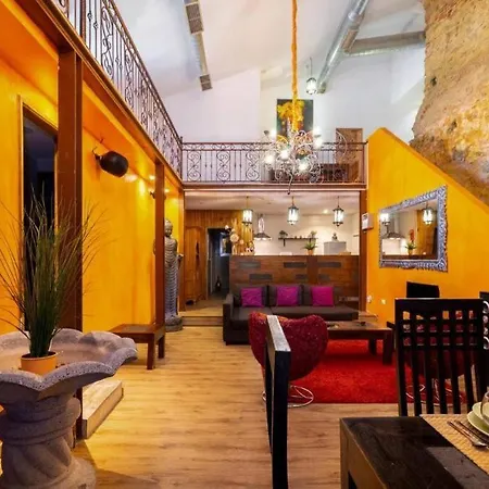 Kuta Loft Alfama 아파트 리스본